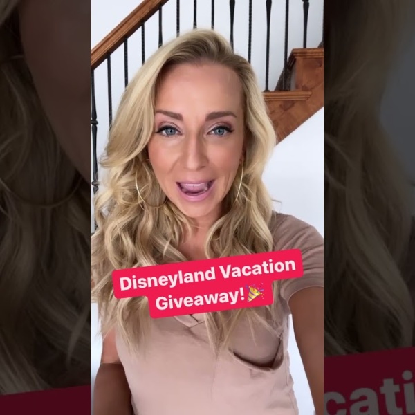 Disneyland Tickets Giveaway! (link to enter in the comments!) #shorts #disneyland #familytravel